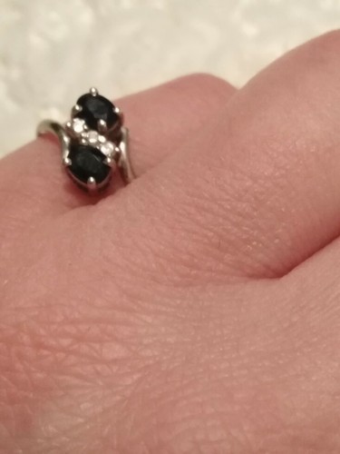 Bague gris pierres - or,