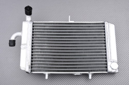 Radiateur eau type racing - d'eau,