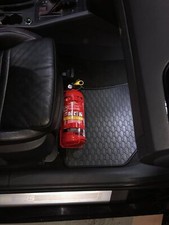 Support d'extincteur de fabrication Škoda Octavia RS Scout mk3 F4