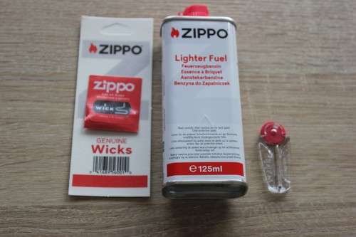 Lot zippo recharge d - lot,