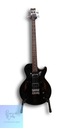 Guitare basse électrique