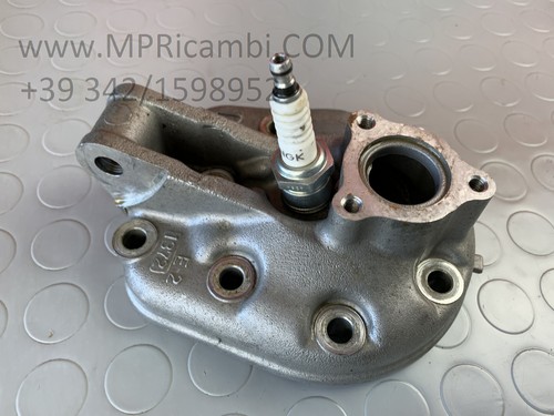 Culasse moteur 11001 1372 - culasse,