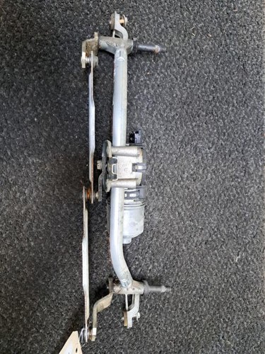 Moteur essuie glace avant