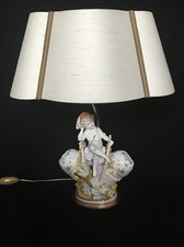Ancienne LAMPE avec SUJET EN