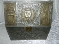 Old reliquary chest hunting religious object Brittany French reliquary