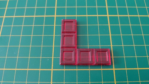 Polyominos rouge pentominos - , en