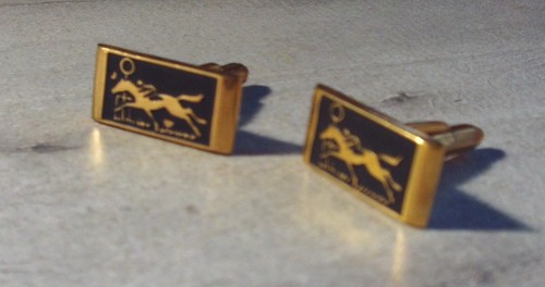 Bouton manchette cheval de - de,