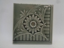 Ancien carreau de faïence pour la restauration de poêle à bois émaillé Alsacien