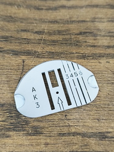 Plaque aiguille pour machine - plaque,