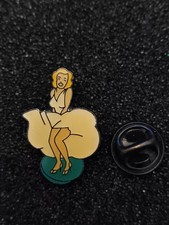 Pin's Pins Pin Enamel 64