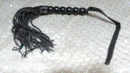 Fouet cuir noir - en, lanieres