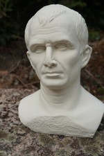 RE0375   FIGURINE STATUETTE  BUSTE DE JULES CESAR GM REPRODUCTION ROME DERNIER