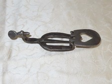 Antique Casse-Noisette En Fer