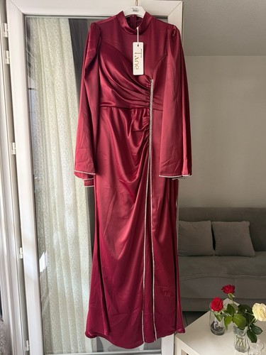 Robes soirée neuves jamais - neuves,