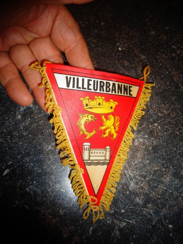 Ancien petit fanion - ancien,