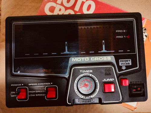 Tomy jeu électromécanique