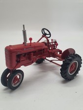 Tracteur Mc Cormick Farmal B Miniatures ERTL 1:16