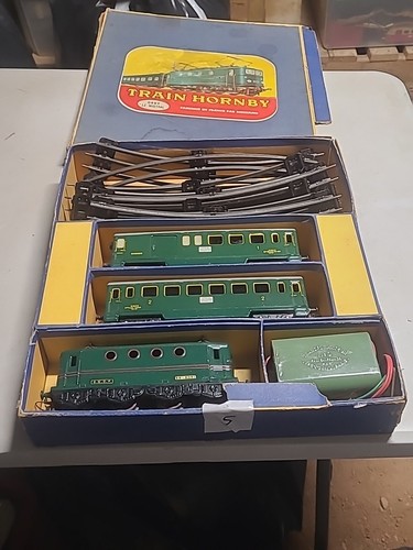 Hornby coffret 8051 2 - hornby,