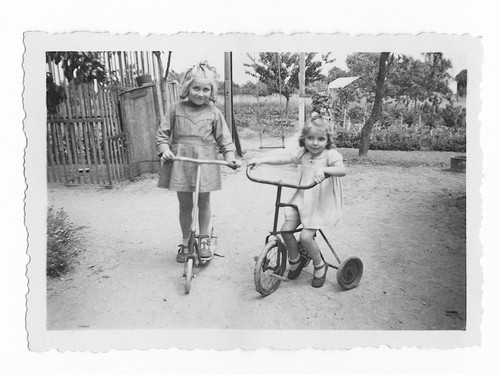 G1772 deux enfants - g1772, sur