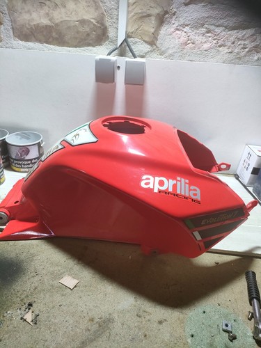 Coque reservoir 125 aprilia - reservoir,