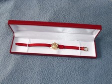 Ancienne montre femme OMEGA