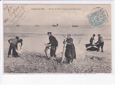 CAYEUX-sur-MER: fishing boat bringing porpoises back - condition