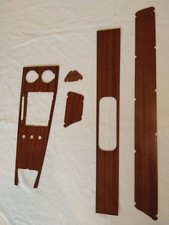 Alfa Romeo Bertone 1750 GT – Jeu complet de panneaux intérieurs en placage bois