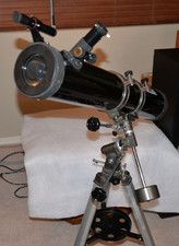 Bushnell Astronomy 114mm Reflector Telescope - 4mm 10mm 23mm 62 degree eyepieces