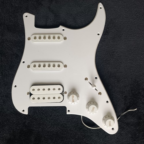 Loaded squier stratocaster - squier,