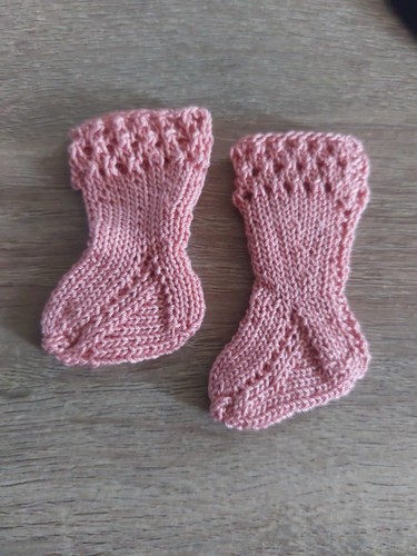 Chaussettes poupée ancienne