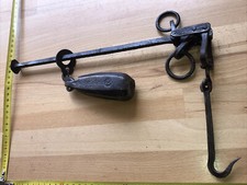 BALANCE ROMAINE  old tool outil ancien /  POIDS / PESON FORGÉ XIXe DECORS N.2