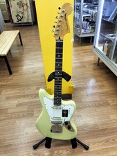 Guitare électrique FENDER