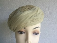 Raphia Bibi Hat Scrupe and Etamine Veil 