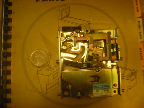 Flipper monnayeur 5 - flipper:,