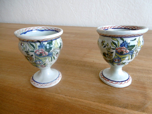 Deux coquetiers faience gien - deux,