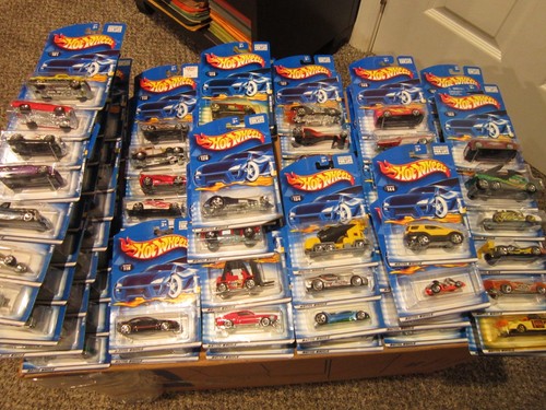 2001 hot wheels diecast - hot, diecast~