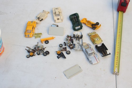 Lot pieces pour voitures - pieces,