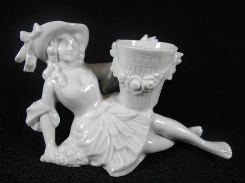 Magnifique figurine jeune - figurine,