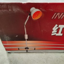 Lampe infrarouge de thérapie