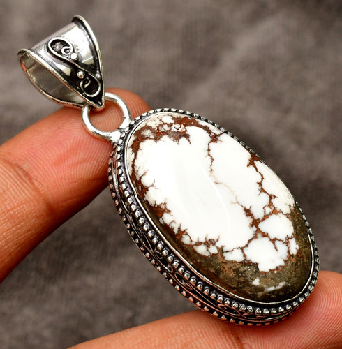 Pendentif fait main - , en