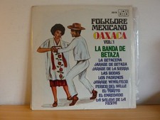 Lot  de 2 33 tours  FOLKLORE