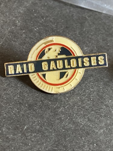 Pin tabac cigarettes raid - pin's,