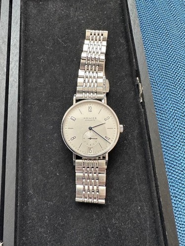 Montre bracelet nomos - montre-bracelet,