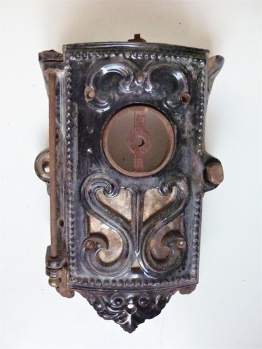 Porte devant foyer - et,