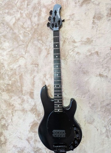 Guitare basse music man - basse,