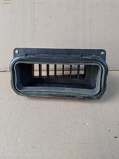 Boitier ventilation R5 renault