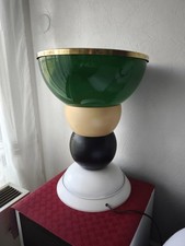Lampe Totem Distributeur
