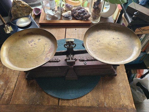 Ancienne balance roberval - ancienne,