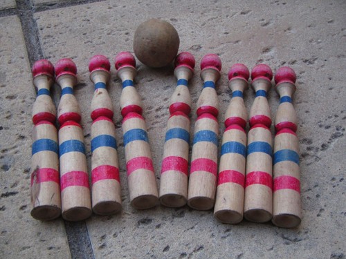 Jeu ancien quilles en - 9,