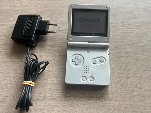 Nintendo gameboy advance - advance, sp